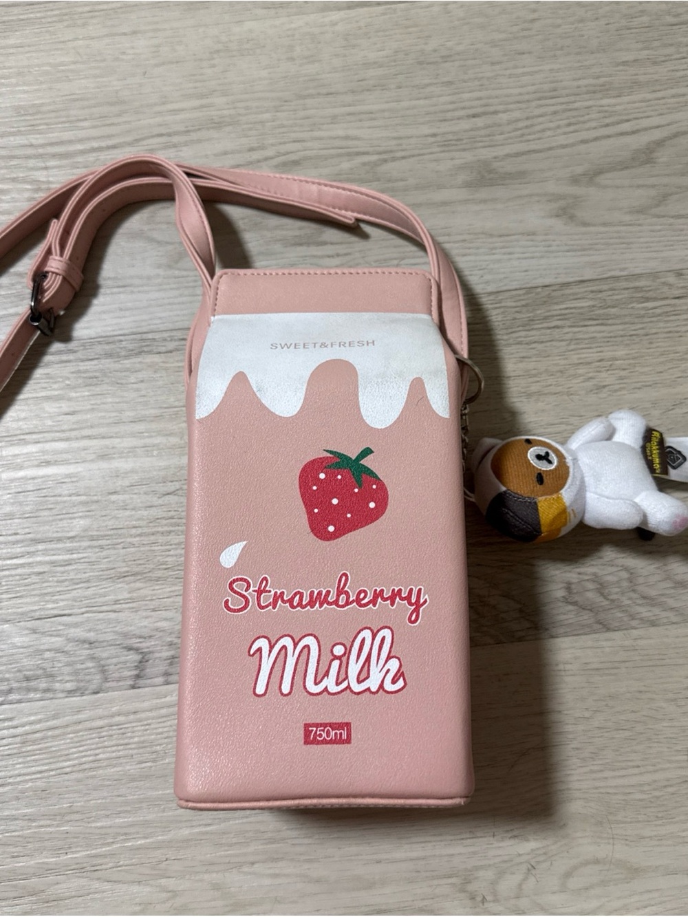 STRAWBERRY MILK Carton Purse Bag Tote Crossbody Shoulder Pink Strap White Pastel